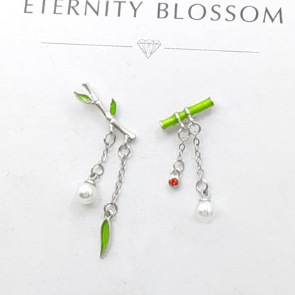 Women's Asymmetrical Bamboo Bamboo Leaf Earrings