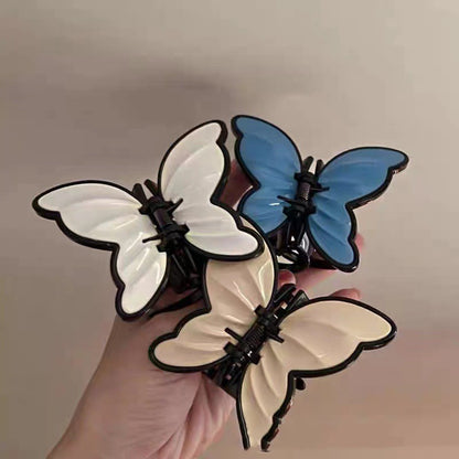 Vintage French Acrylic Butterfly Clasp 986098bb 2436 49b7 9824 40e5137b8221