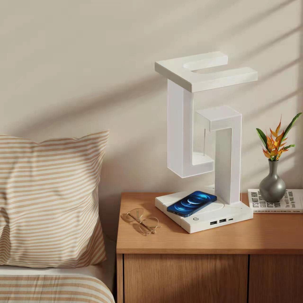Creative Smartphone Wireless Charging Suspension Table Lamp Balance Lamp Floating For Home Bedroom 99b01cd8 2217 4ab8 9d55 85