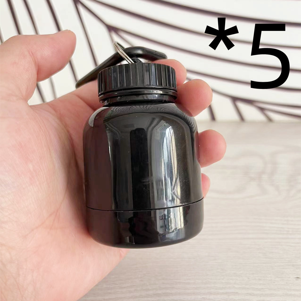 Keychain Funnel For Protein Powder Bottle BPA Free 9a786225 9802 4e01 8eab deeb67bbe329