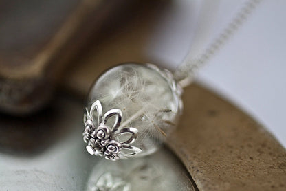 Vintage Handmade Fashion Dandelion Seed Glass Necklace