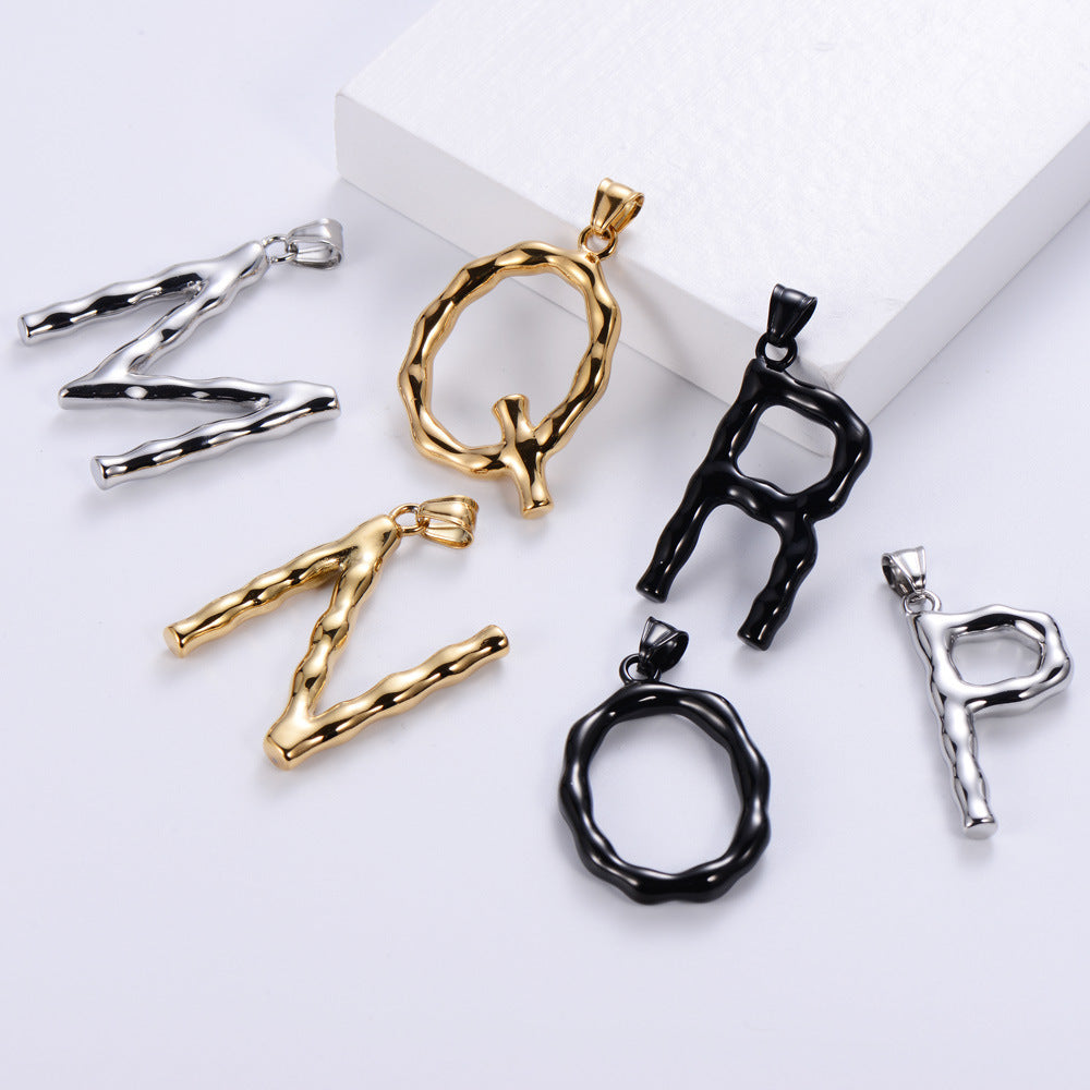 Three-dimensional 26 English Letter Pendant Necklace Fashion Jewelry Titanium Steel Couple Ornament 9bb966a7 9f5f 4c10 b017 7