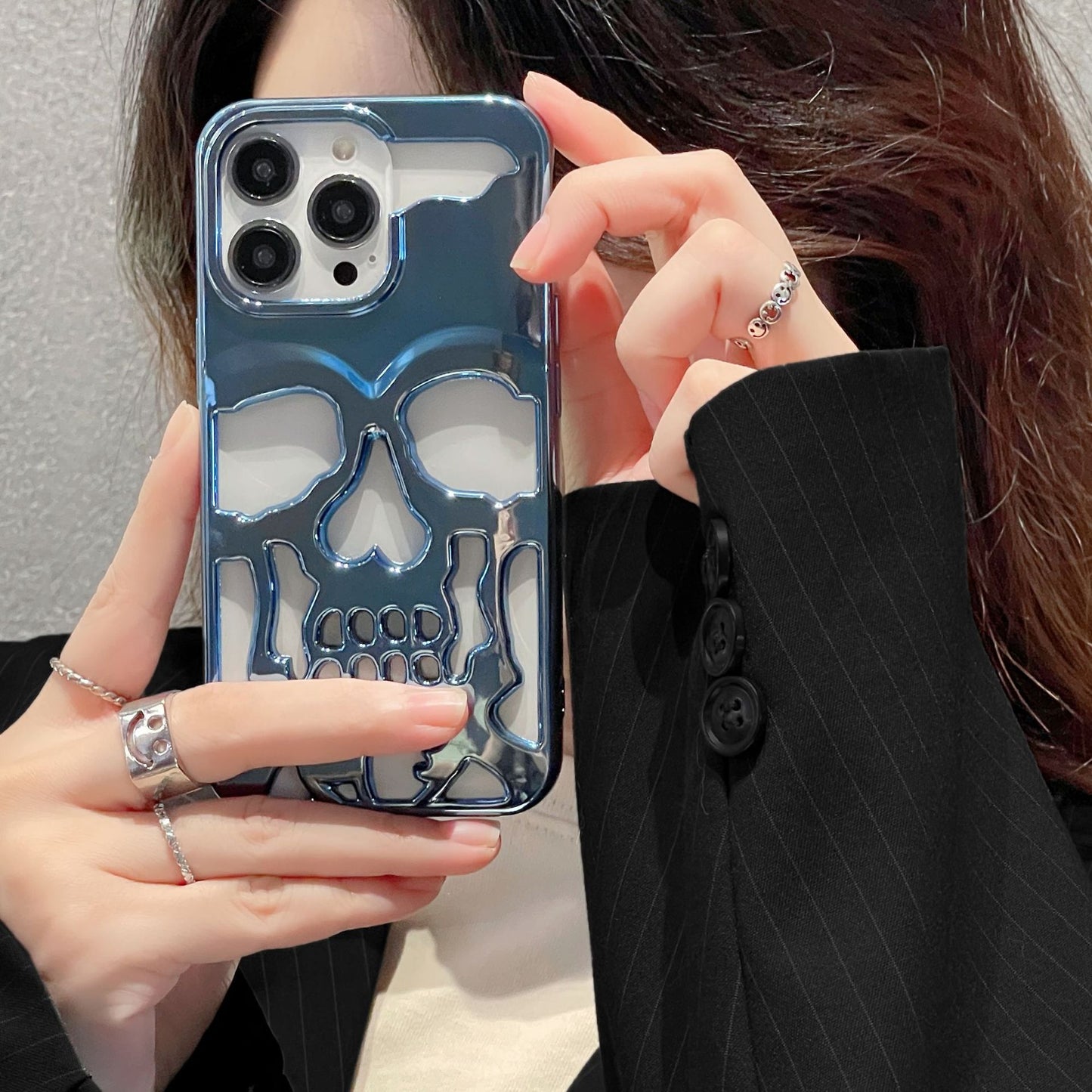 Luxury Plating 3D Skull Phone Case For I-Phone 14 Pro Max 13 12 11 Plus Breathable Glossy Hollow Out Gold Metallic Paint 9d63