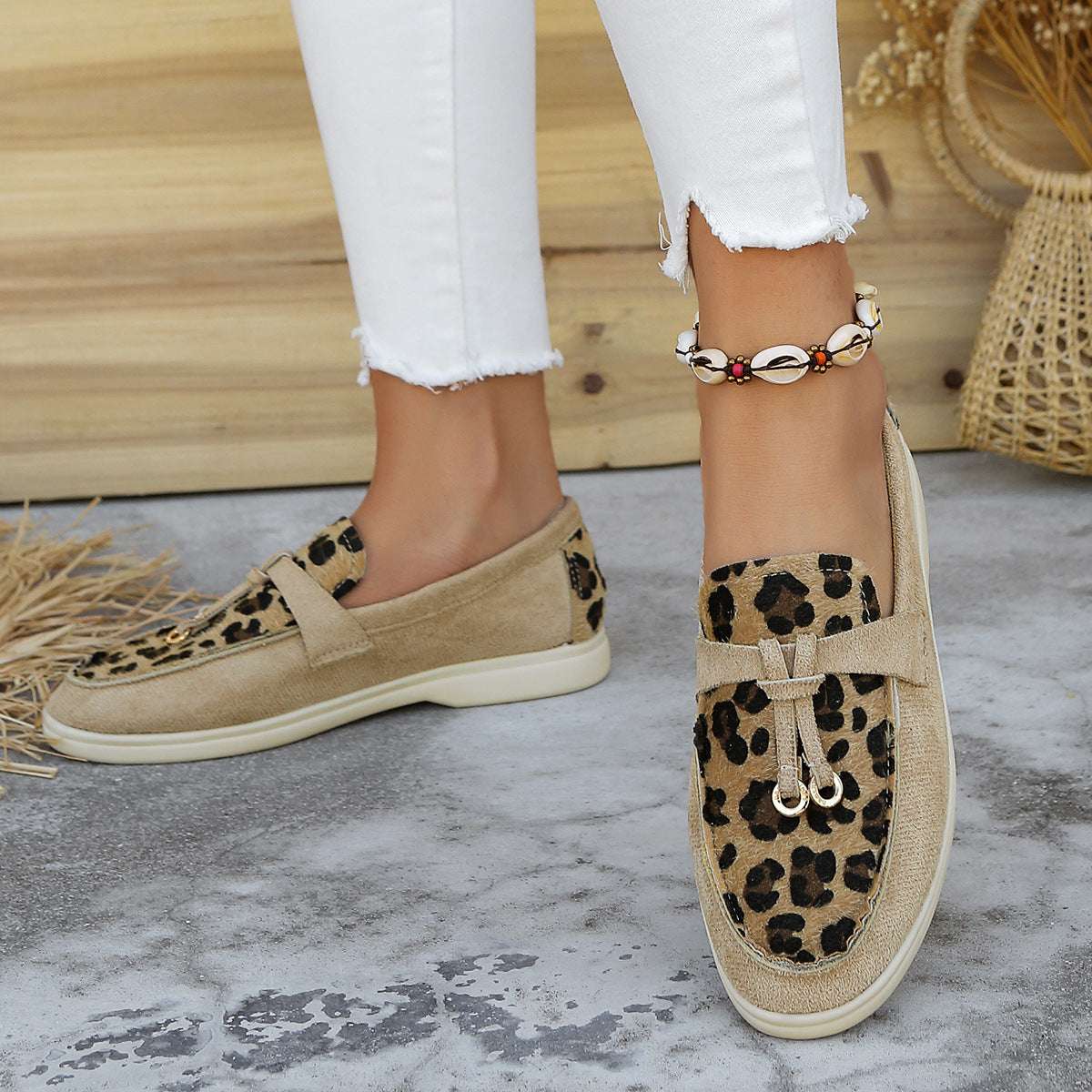 Plus Size Women's Flat Casual Shoes 9e10e3c0 3064 416d aaa1 f976dbc8190b