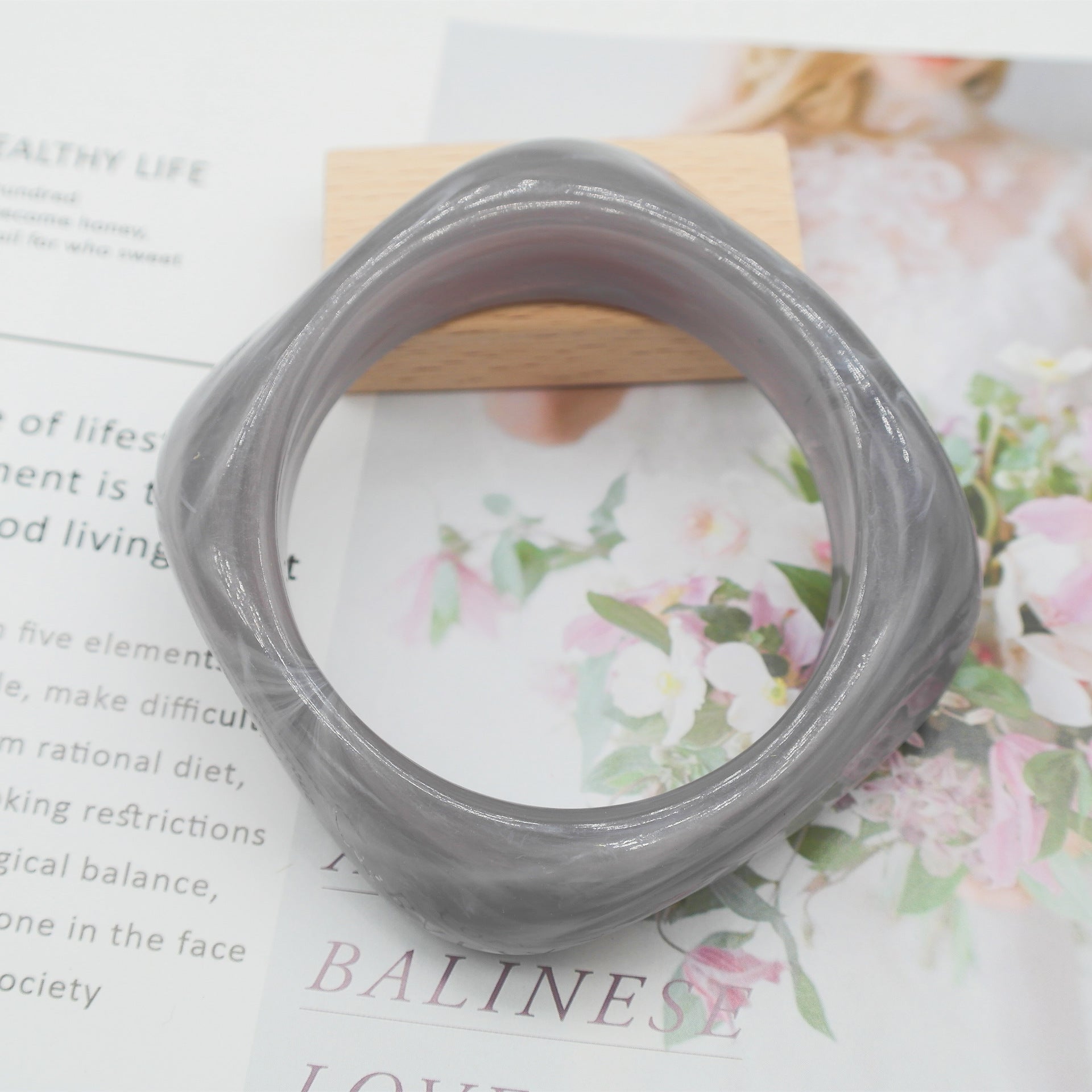 Marbling Acrylic Bracelet Shaped Irregular Square 9eac5376 ca68 4ea2 9f88 4b6cd298e6fc