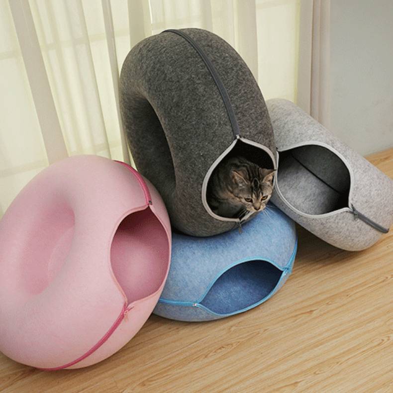 Four Seasons Available Cat Round Felt Pet Nest 9f96cacc a6b3 4052 8702 ef5f06ad070b