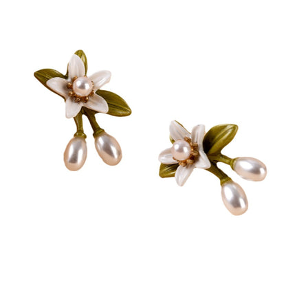 European And American Super Fairy Mori Style Lily Pearl Stud Earrings O1CN0163T6zS1zXBiTROno3  2217930526723 0 cib