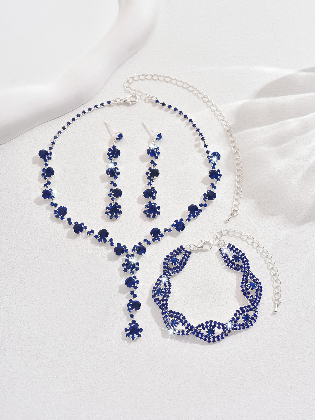 Fashion Crystal Necklace Ear Stud Bracelet Jewelry Accessories O1CN01AZvhAv1ynqYirZcoM  1988846624 0 cib