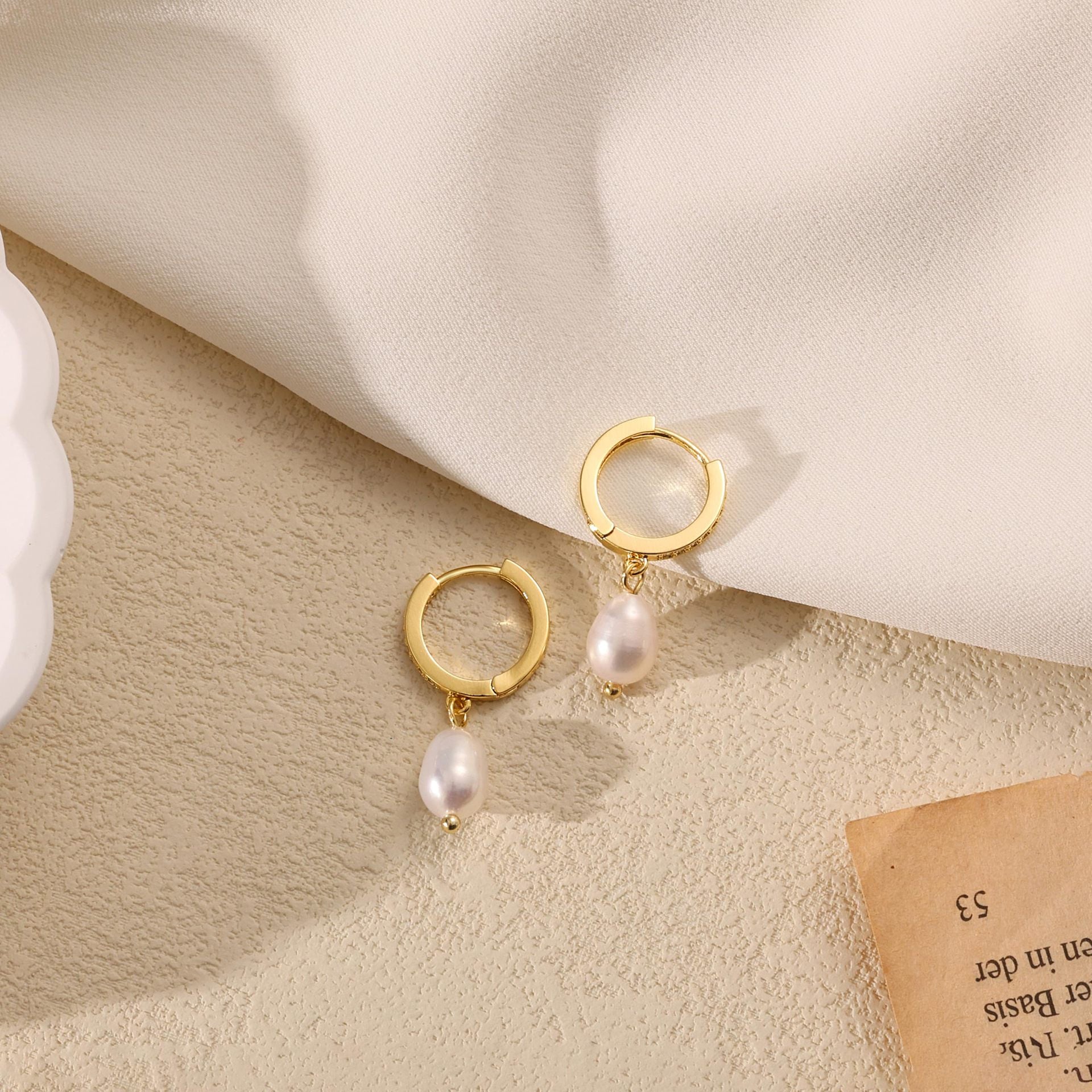 European And American Real Gold Brass Electroplated Fashion Personalized Design Earrings O1CN01FOCTY424847PV0EW3  22083781573