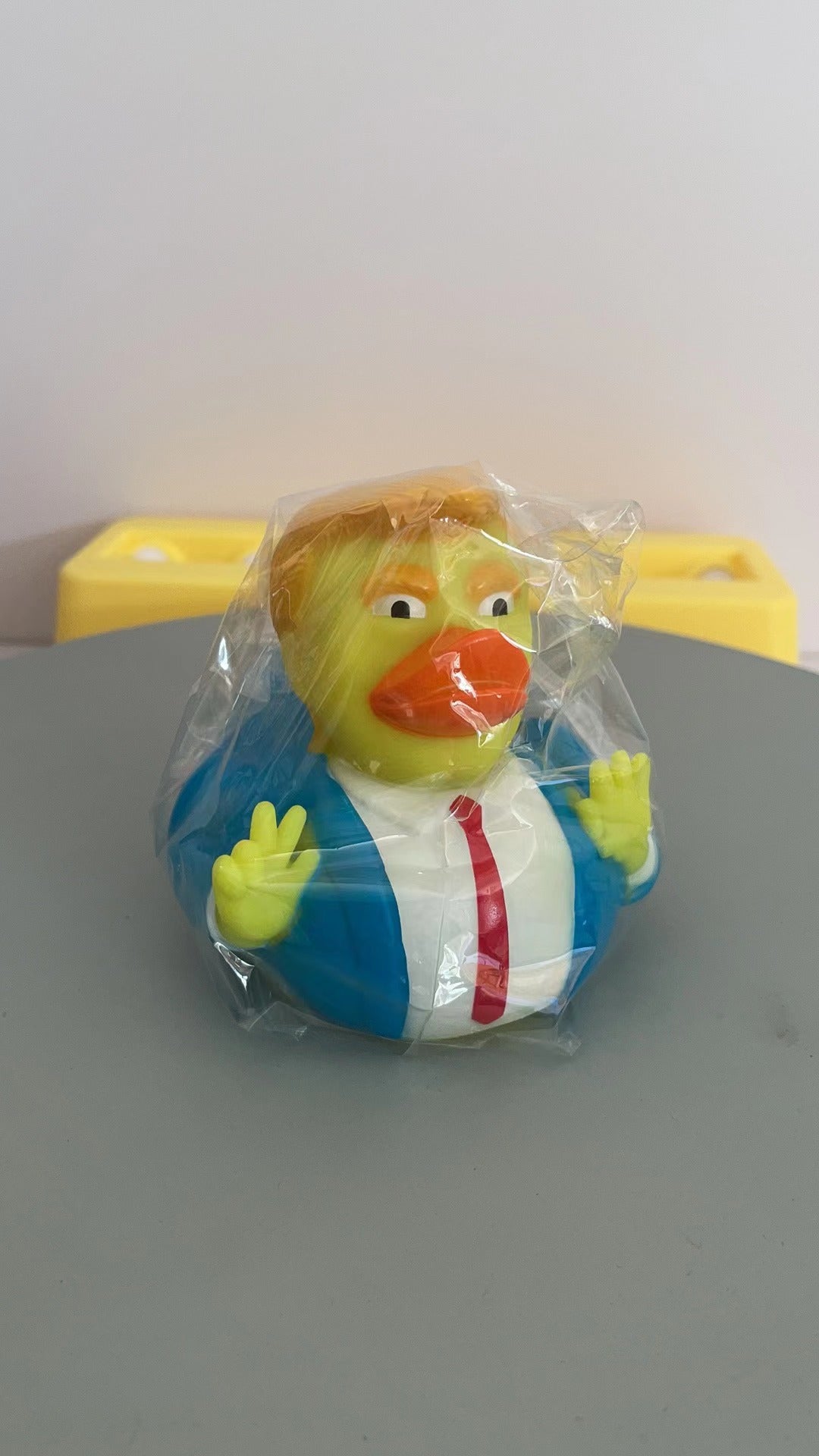 Children's Bath Water Duck Vinyl Squeezing Toy Suit Squeeze Sound Toys O1CN01PYa9NK1HEYR7jIcmm  2215784980726 0 cib