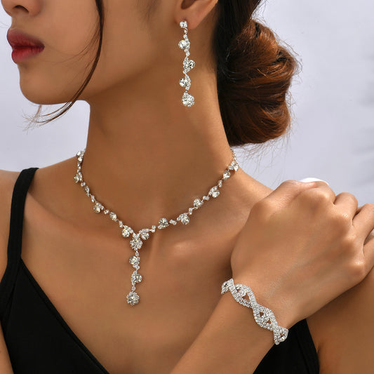 Fashion Crystal Necklace Ear Stud Bracelet Jewelry Accessories O1CN01Tuo0vE1ynqKp66MRI  1988846624 0 cib