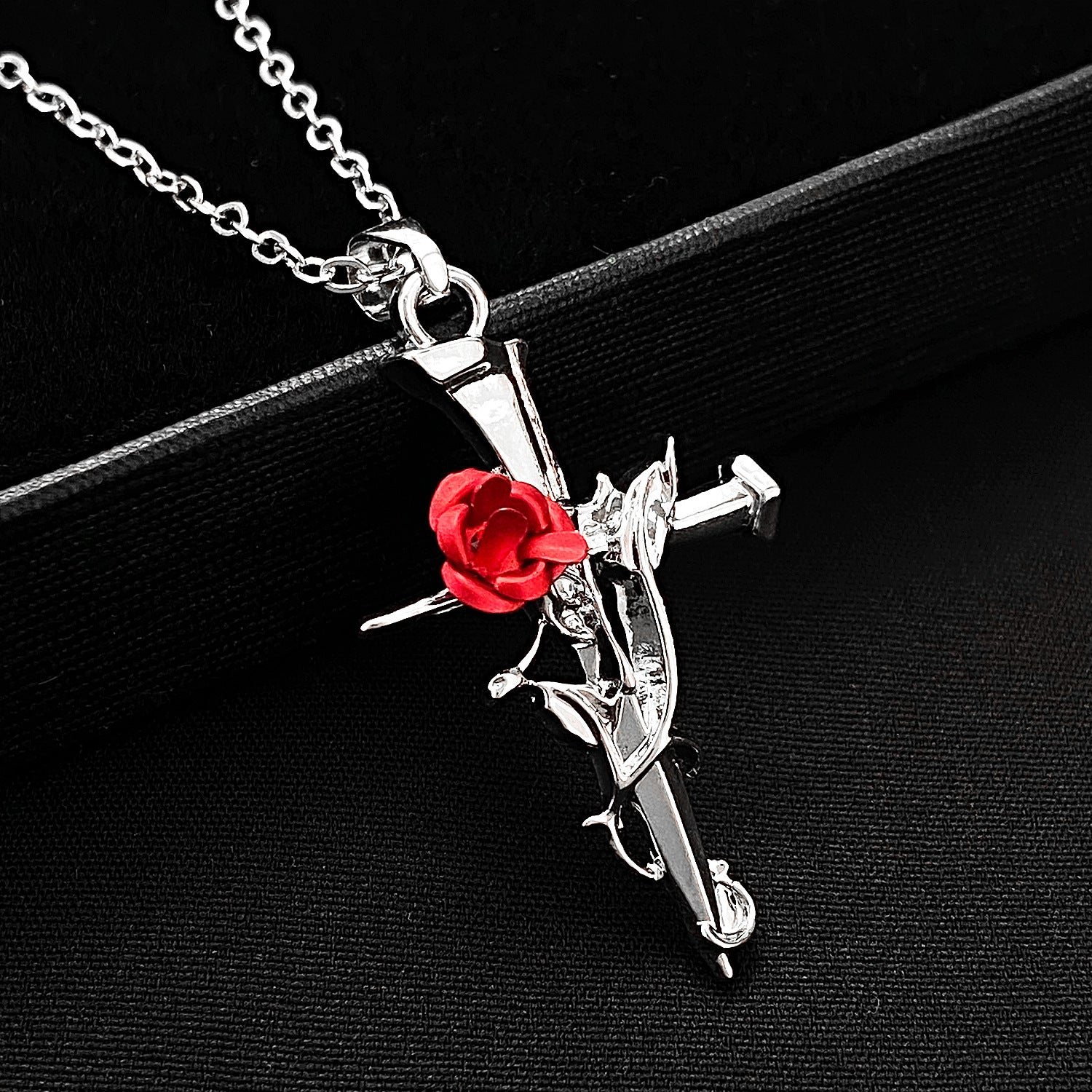 Love Rose Necklace Female Gothic Wrapped Flowers O1CN01VhPFjd27QKdrvalwD  1116277791 0 cib
