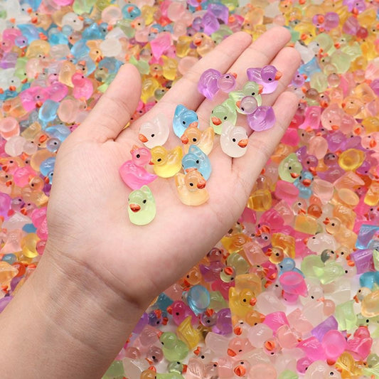 Resin Luminous Little Duck Hair Accessories Mini Car Creativity Micro Landscape Ornaments O1CN01Zrg7xP1sRxtd3jtas  2217842805