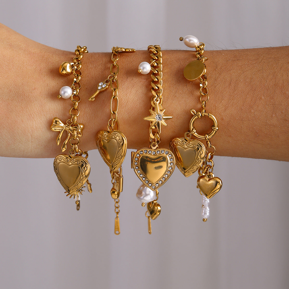 Love Chain Bracelet Fashion Titanium Steel Pearl Bow Bracelet O1CN01dAsspl2ElaSydBQ9Q  2210913638785 0 cib