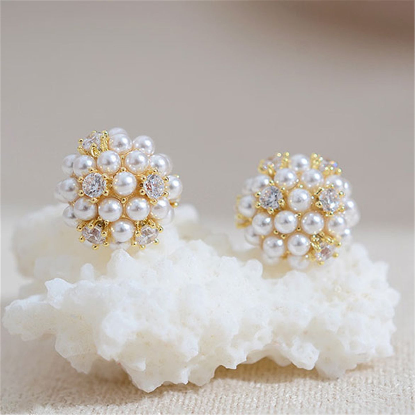 Non-piercing Pearl Rice Ball Ear Studs O1CN01fNKhEn25qJequPuOv  964417577 0 cib