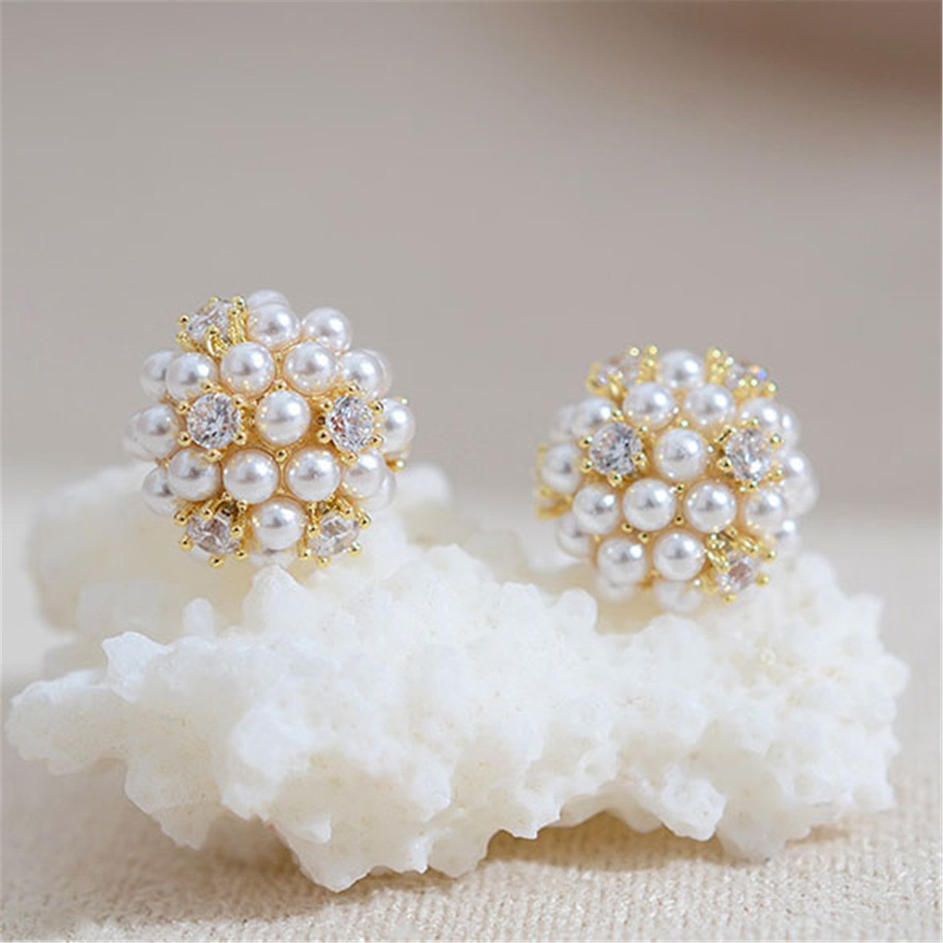 Non-piercing Pearl Rice Ball Ear Studs O1CN01fNKhEn25qJequPuOv  964417577 0 cib