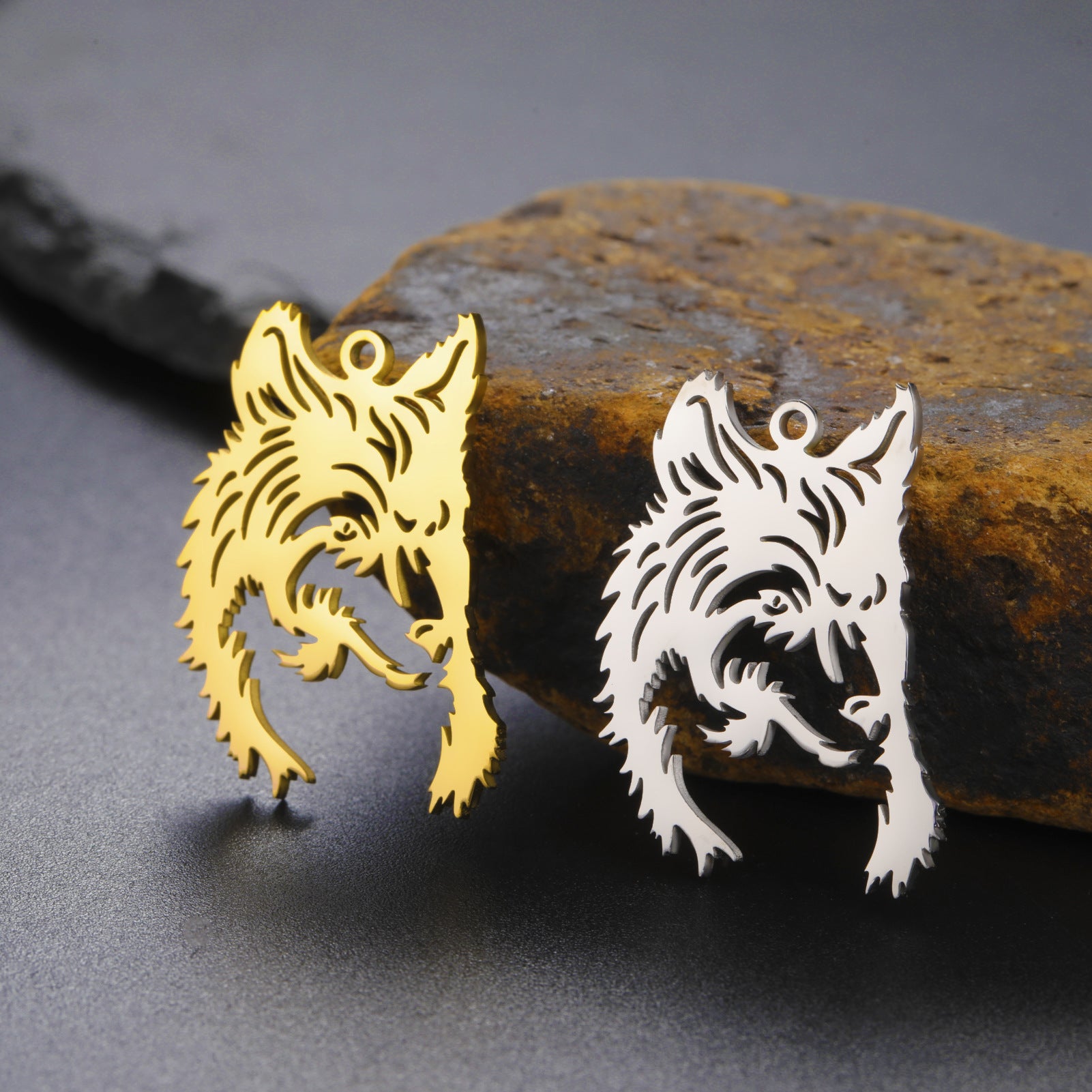 Vintage Wolf Head Animal Stainless Steel Pendant Accessories O1CN01hAeueZ1QNYu61bU6u  993211964 0 cib