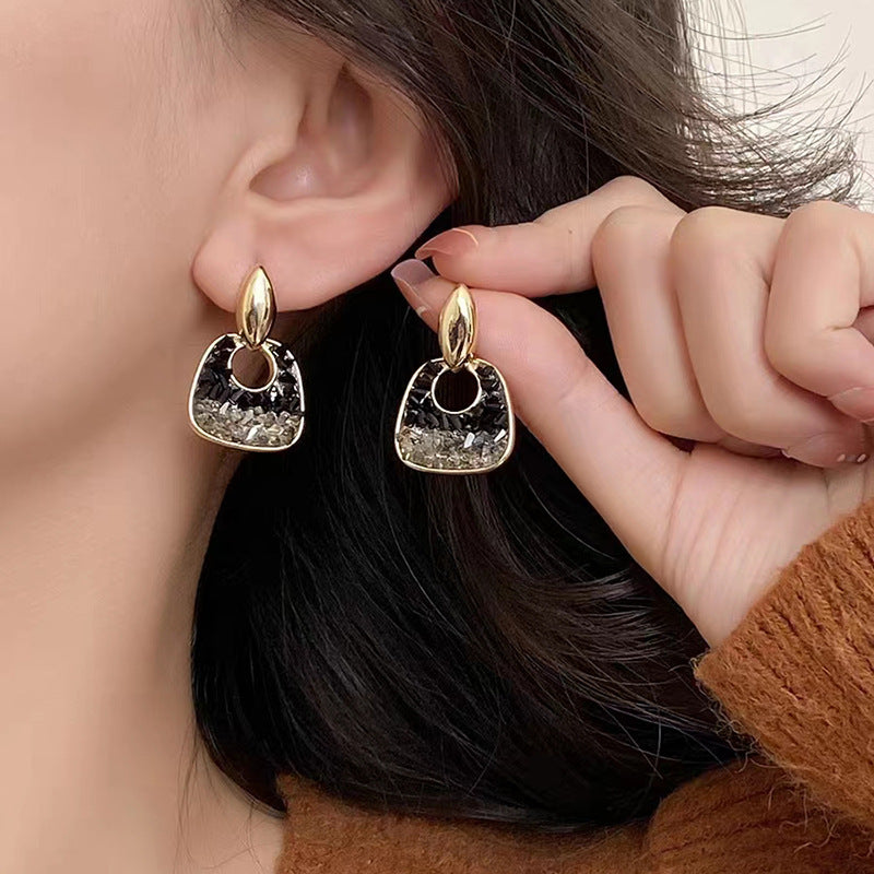 Elegant All-matching Graceful Earrings O1CN01tk6eTJ216HcLPoiY6  2216332766935 0 cib