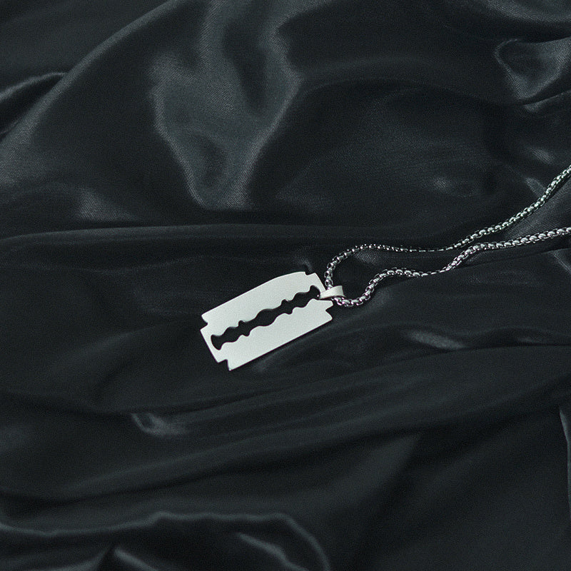 Personality Versatile T-Shirt Chain Male Punk Titanium Steel Pendant a0513e60 a371 4c0a b897 676eaa74eeec