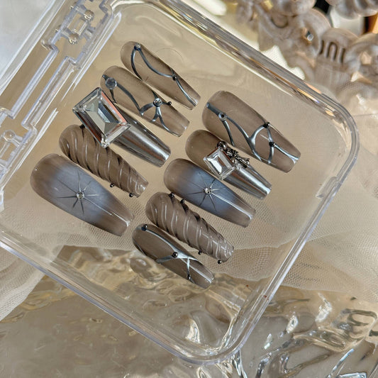 Handmade Long Mechanical Awn Star  Diamond Manicure a23e9ea3 f246 4efb a222 add475a7e3a2