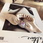 Rhinestone-Encrusted Super Bow Hair Rope a28cb1de 3312 4175 ae86 f52096d36b49