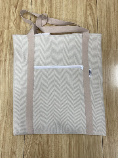 Foldable Picnic Mat Tote Bag With Strap a37f4582 1462 484a a5a7 691138fc2511