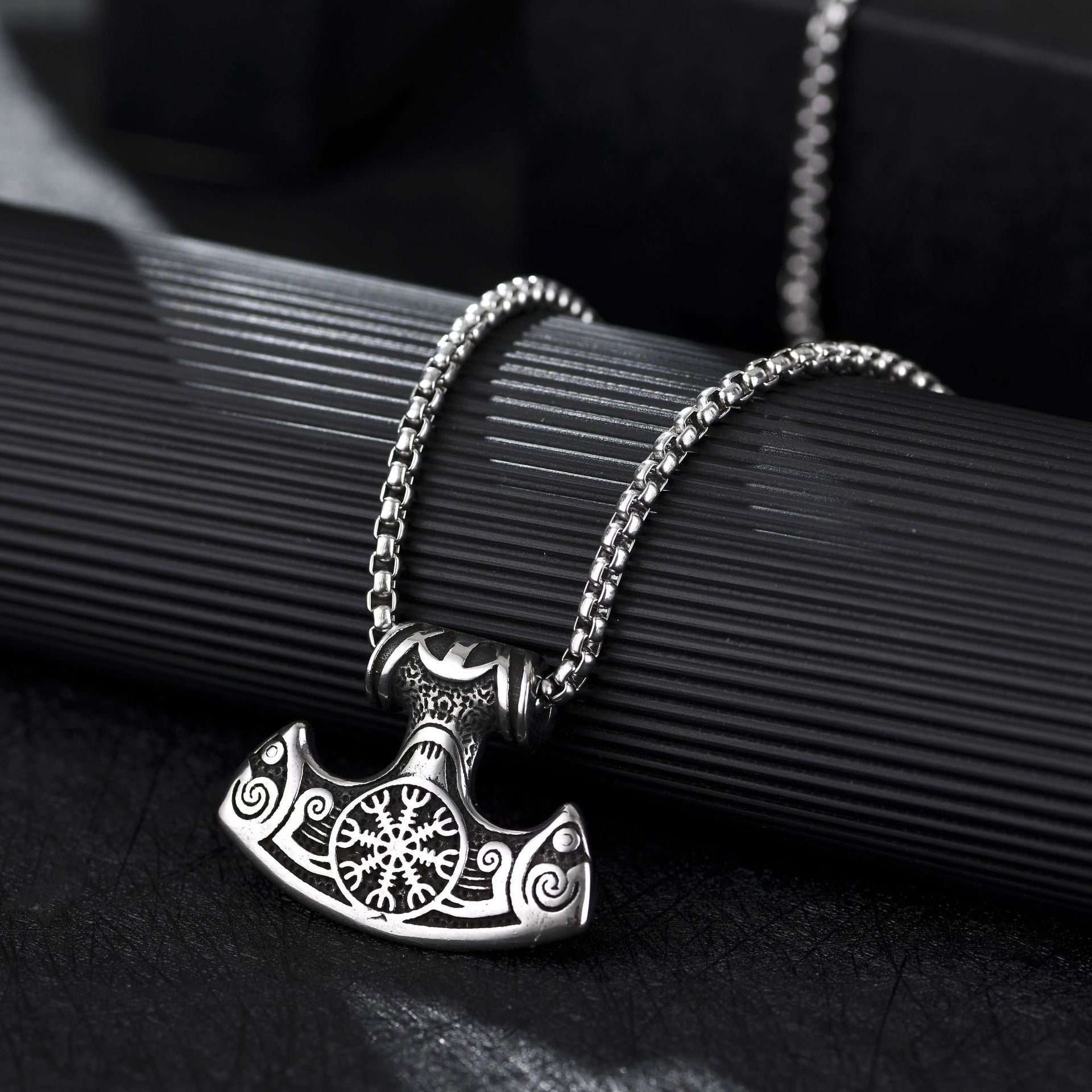 Viking Boat Snow Pattern Hammer Pendant Necklace a589c64f 0f68 4b8c aa23 eb76c698421a
