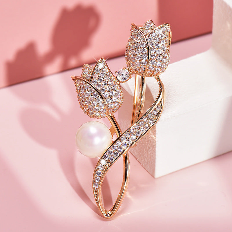 Luxury Suit Suit Sweater Brooch Pin a59a73db 53a7 4dda 913e d84e23a0c2ae