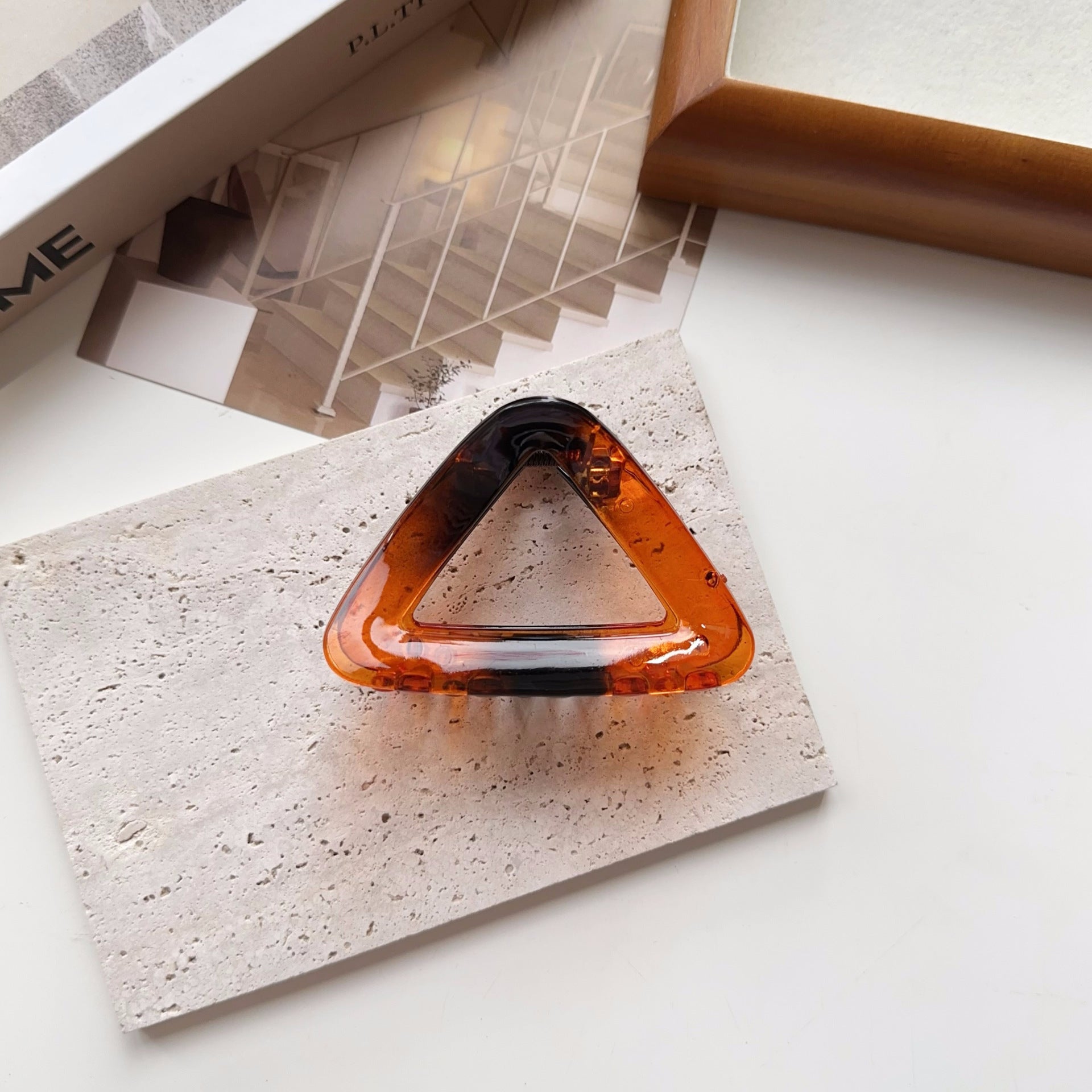 Triangle Plastic Hair Jaw Clip Women's Large Shark Clip Back Head a66ca9c3 83d4 4c5f bd4c 40d66509b7d5