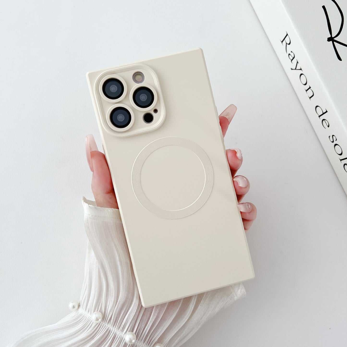 Solid Color Square Magnetic Phone Case a711895c ecf8 4f21 8c55 0c7314f45f57