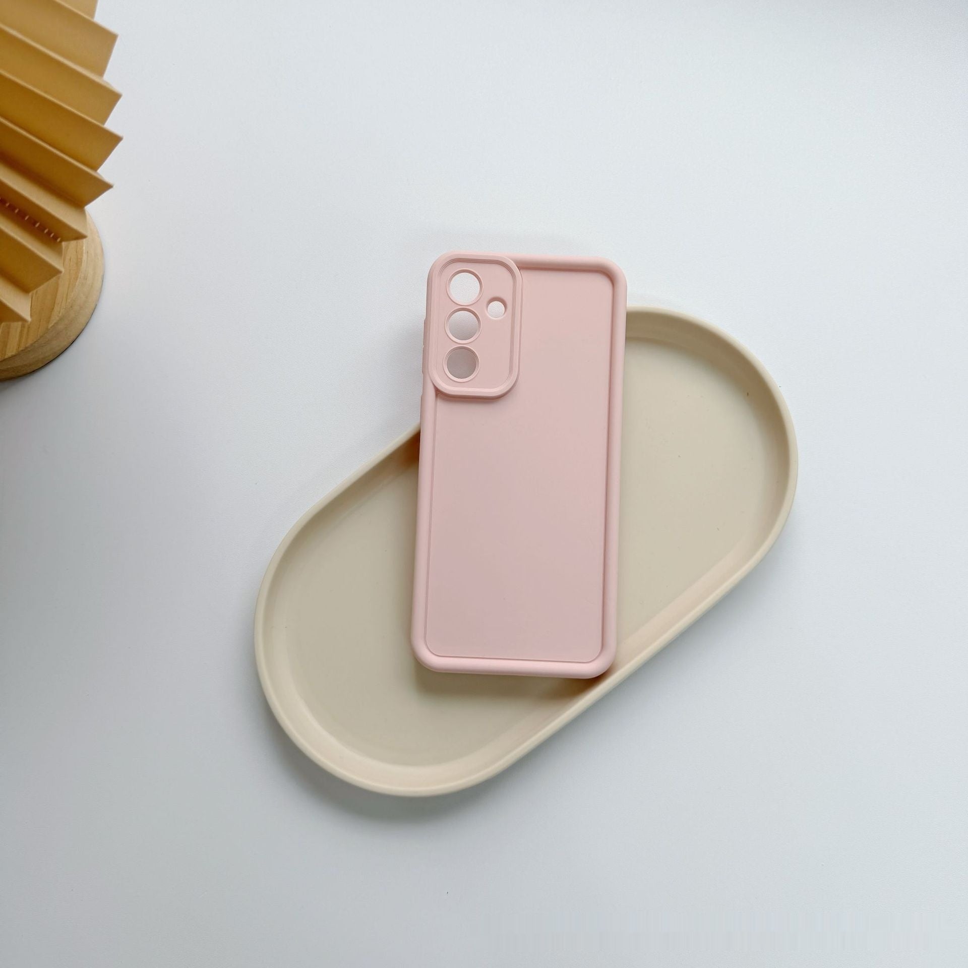 Solid Color Minimalist Silicone Soft Shell Phone Case - 图片 14