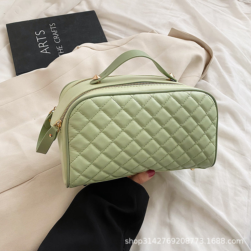 Rhombus Cosmetic Bag Portable Large Capacity a848dcd4 2559 495d b710 fc29b499bbae