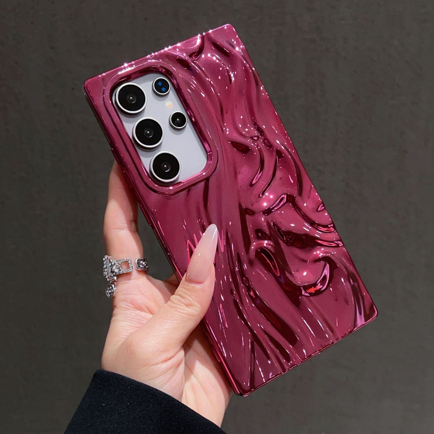 Three-dimensional Pleated Electroplating Phone Case - 图片 7