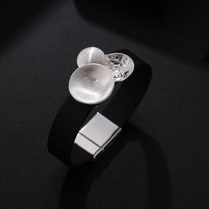 Original Geometric Brushed Metal Ornament Advanced Simple Bracelet aa9fe1ab a7bf 4f3a b814 f29a94b64e5f