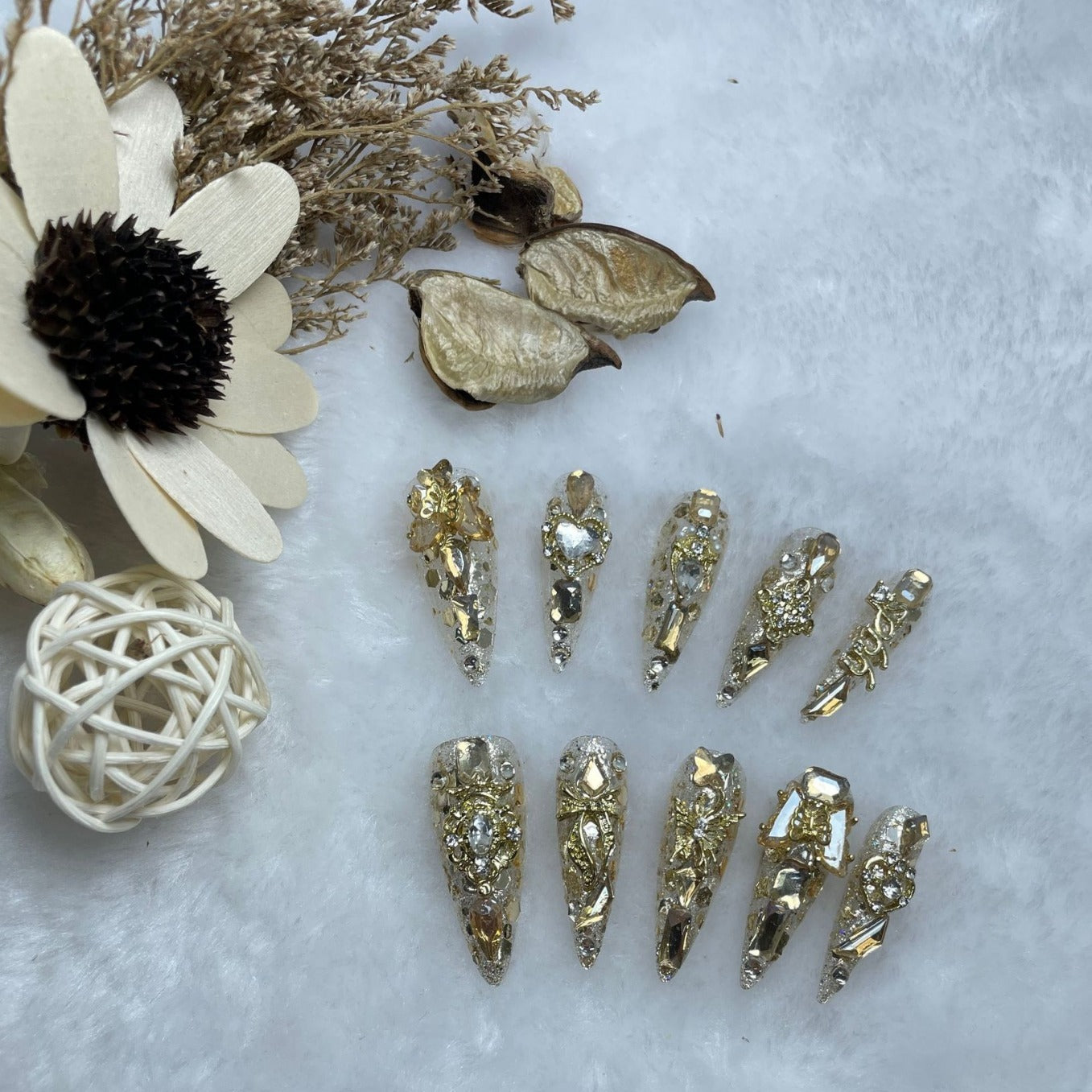 Handmade Wear Nail Luxury Elegant Advanced Heavy Industry Long Manicure ae4cd9b1 79ac 4c4b a754 60f96f61e803