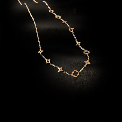 Fashion Hollow Four-leaf Clover Titanium Steel Necklace ae8010e4 5bf8 4a98 9cea f6262d7b6d12