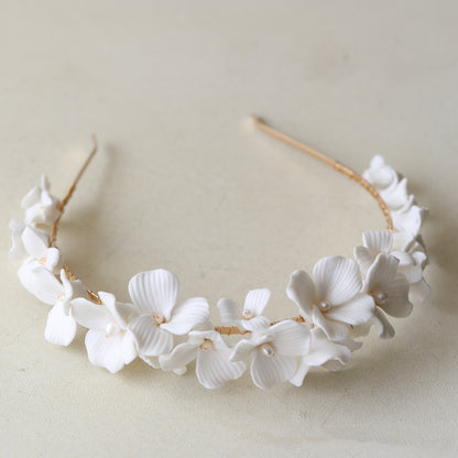 Bridal Simple Ceramic Flower Headband af4c66c2 4a45 4c69 8cb9 6ad2e31303d8