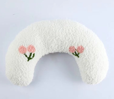 Cat U-shaped Pillow And Dog Protect Cervical Spine af88f510 b3bb 478e 8751 2e61b3ccdcad