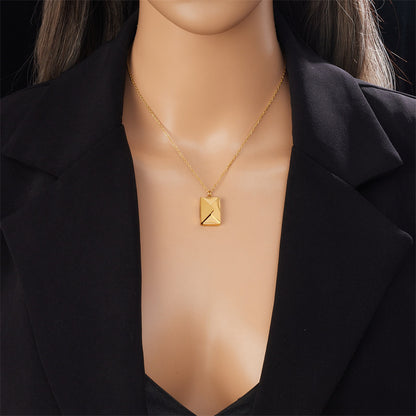 Simple Personality Envelope Pendant Necklace Fashion Retro b0a33a3b b59a 43ee bb38 cba26613dafb