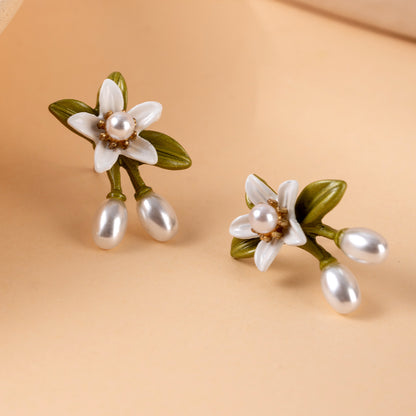 European And American Super Fairy Mori Style Lily Pearl Stud Earrings