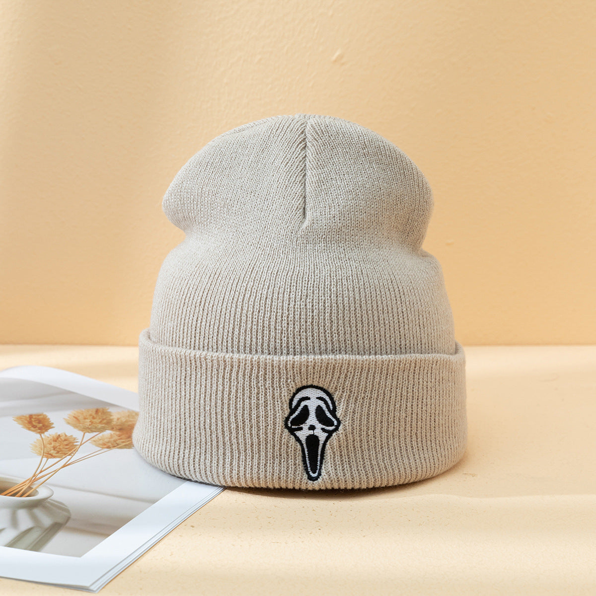 Halloween Dark Embroidered Ghost Face Skeleton Head Fashion Autumn And Winter Warm Fashion Men's And Women's Knitted Hat b41d