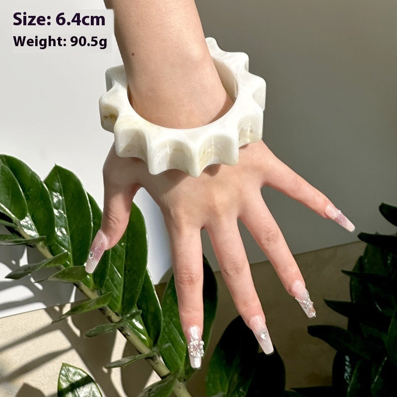 Blooming Irregular Geometric Bracelet Exaggerated b5144d78 b641 4617 b9fb 044655022ffb trans