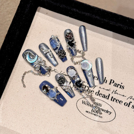Non-mainstream Style Hot Girl Yihe Hand-worn Nail Heavy Industry Blue b5b3c9e0 6cdb 4df5 bdb4 dee12a0da56c