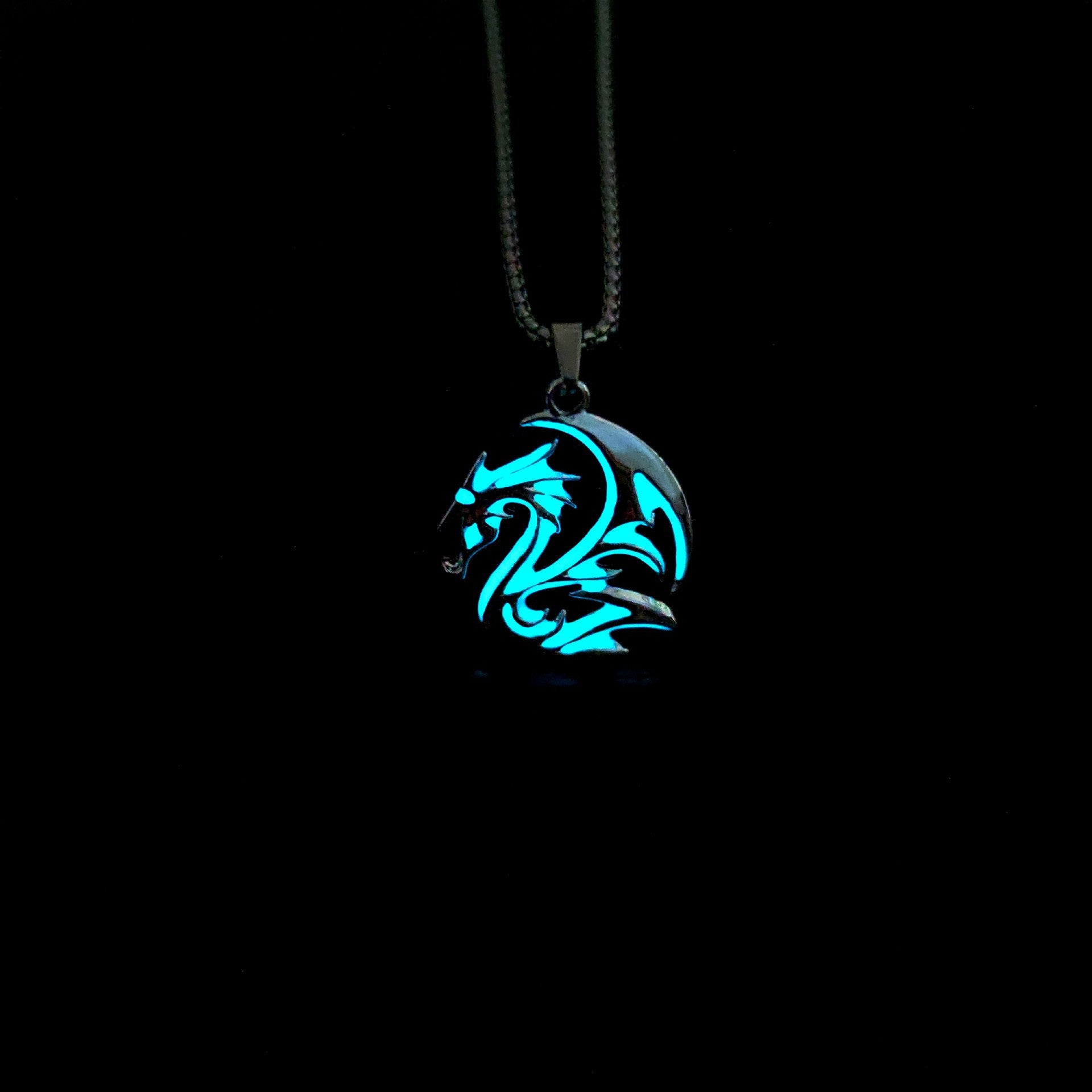 Retro Han Dynasty Dragon Pattern Totem Luminous Necklace Luminous Men's Pendant b5ec2d18 8ef2 449f 9486 d42f2fd06ccd