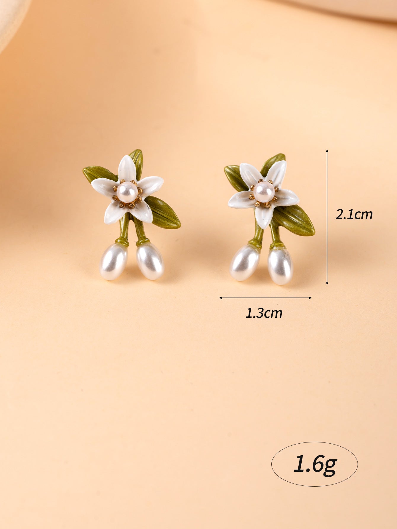 European And American Super Fairy Mori Style Lily Pearl Stud Earrings