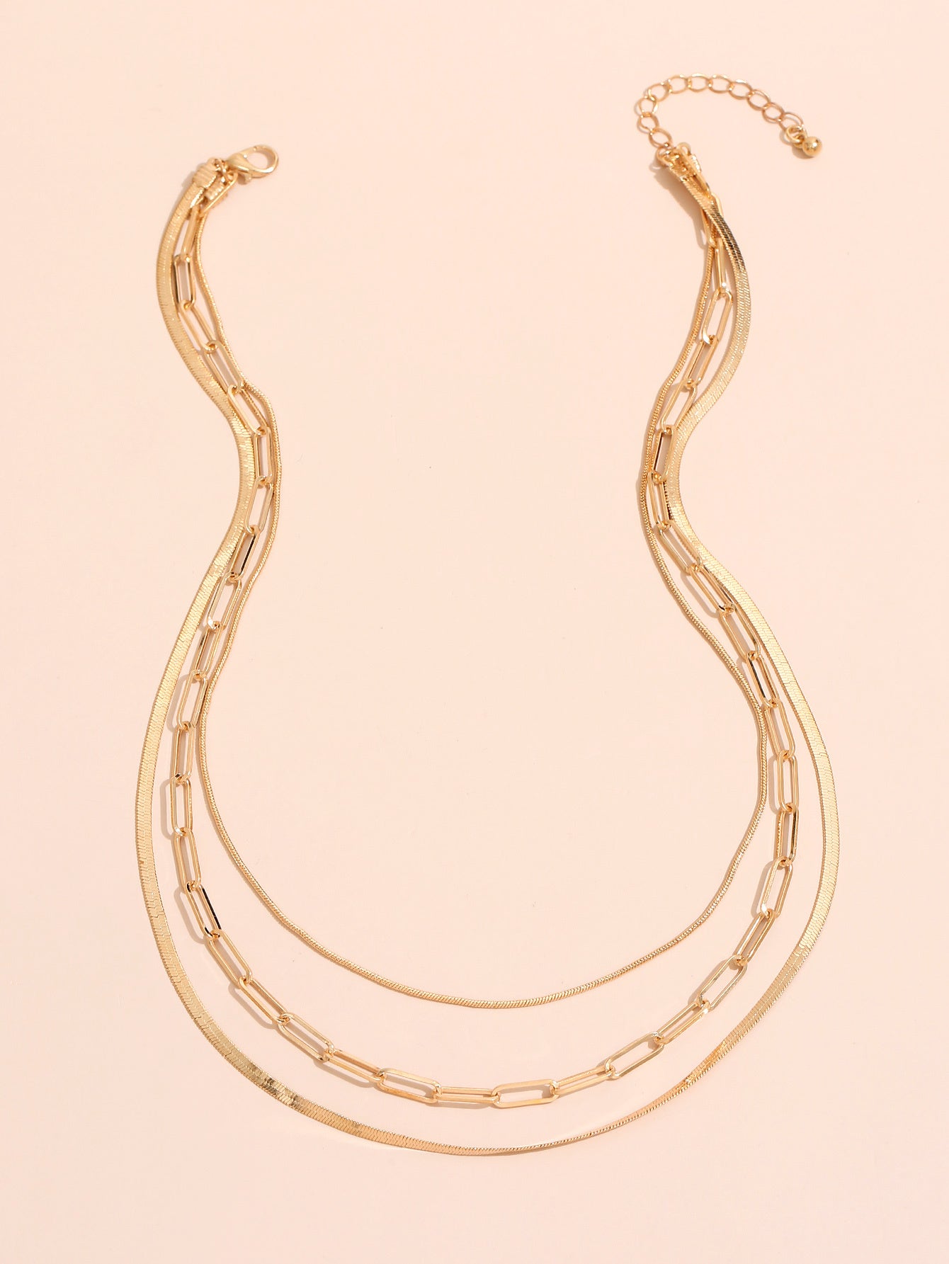 Simple And Fashionable Solid Color Metal Irregular Clavicle Chain b68d0a26 d349 4eee a903 e61845314254