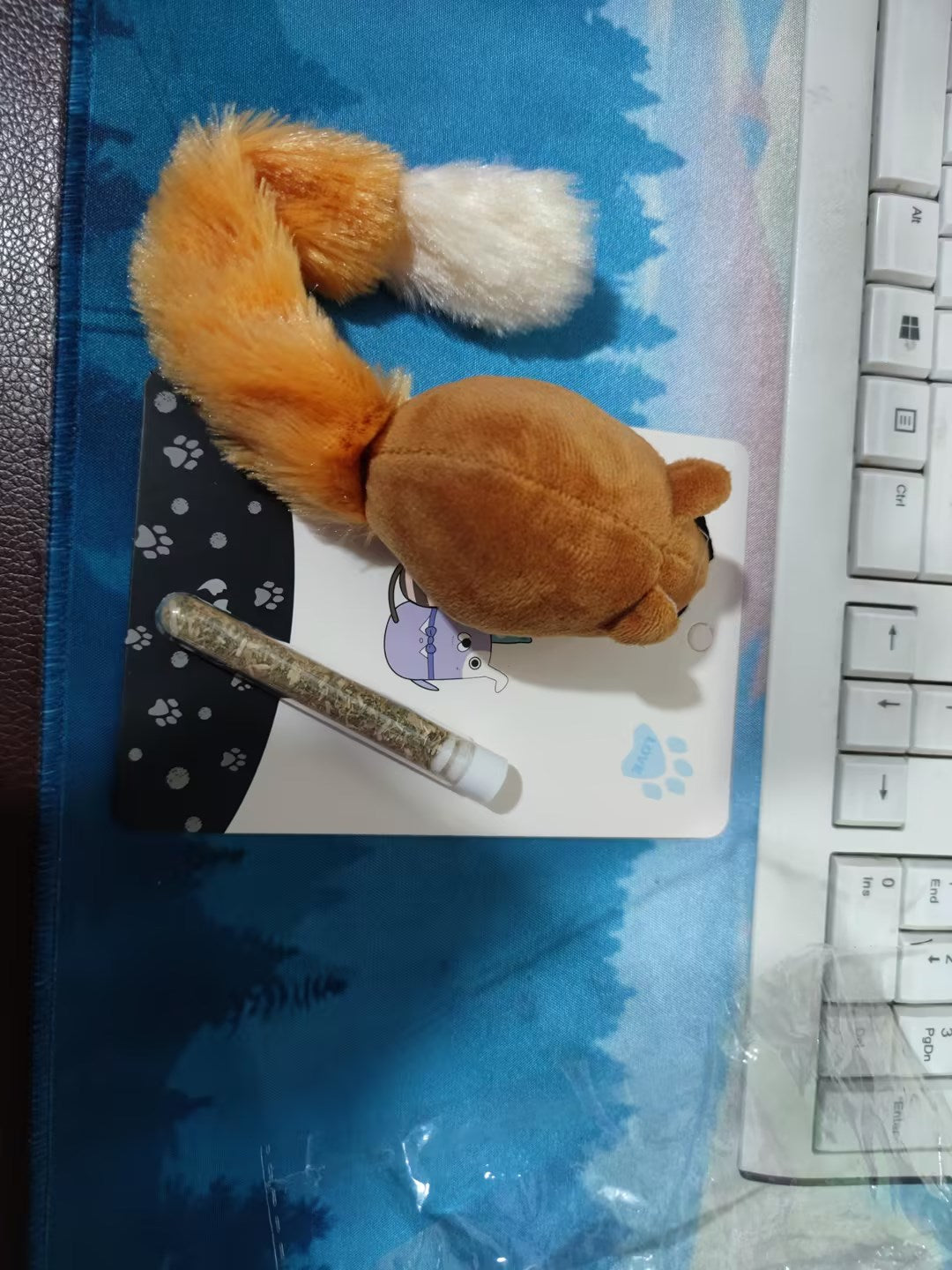Cat supplies cat toys b82279d2 1112 4510 8467 378877cab2a2