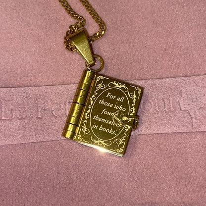 Book Lover Necklace Carved Openable Book Necklace b8763e3b c813 47d8 a29a 2b9ae061579c
