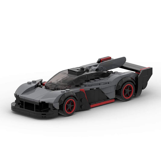 MOC-107738 Aston Martin Female Martial Arts AMR Building Blocks b8cf70f5 79d3 47a7 a322 b4c5ee7fefa3