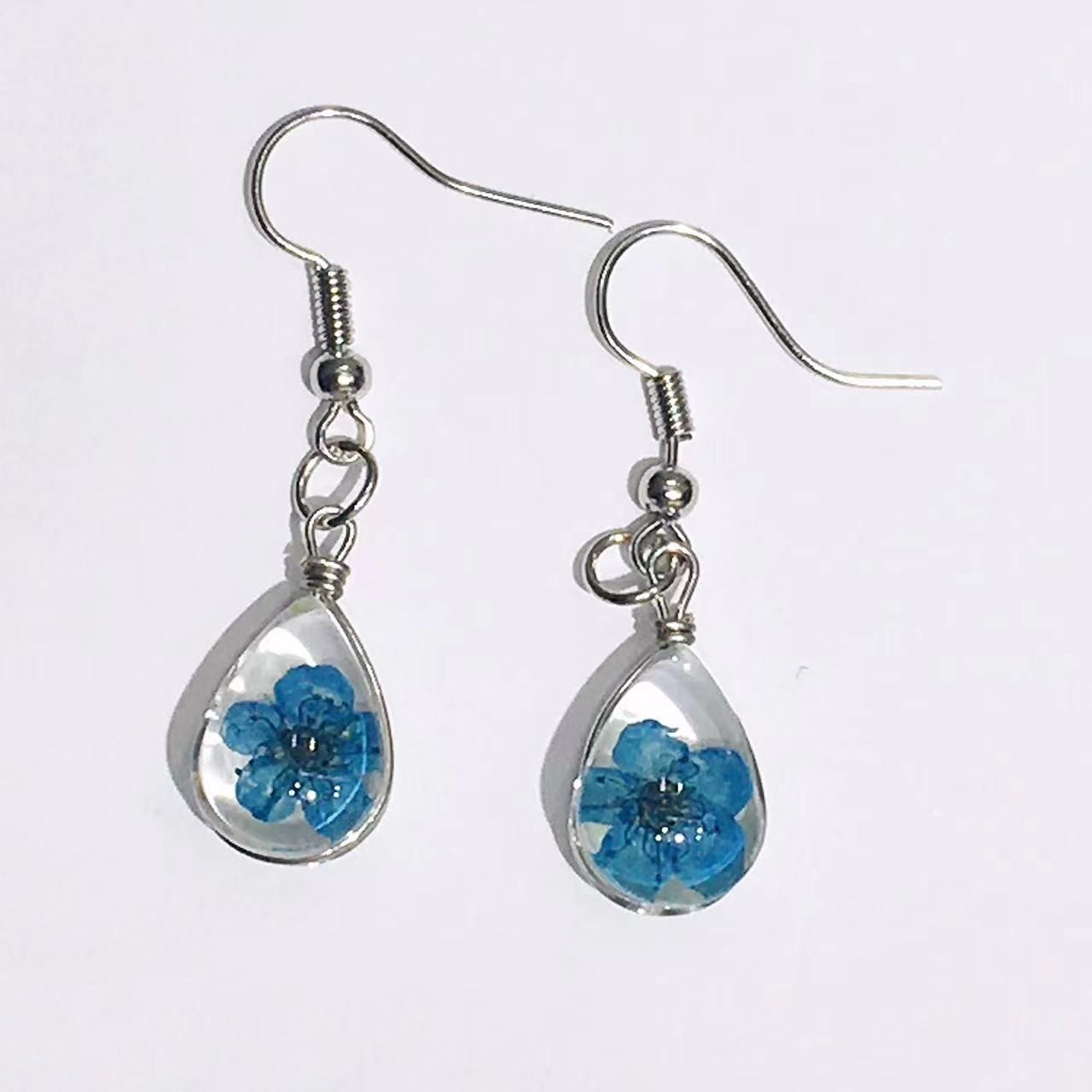 Fashion Drop-shaped Dried Flower Earrings b9489376 cd9b 4fd9 ac91 3ba1d6384082